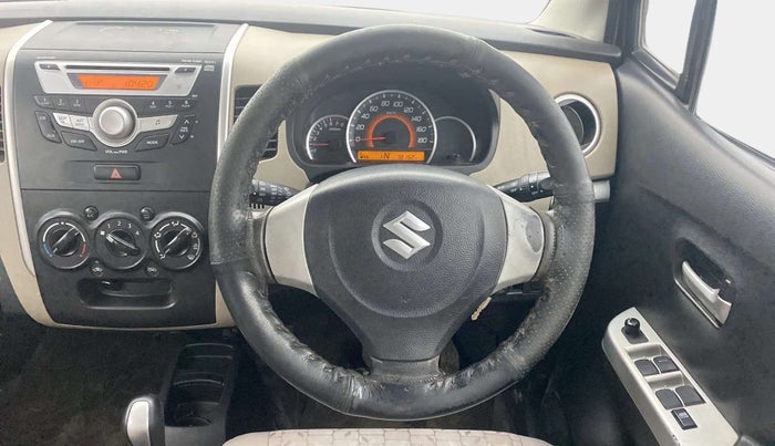 2016 Maruti Wagon R 1.0 VXI AMT, CNG, Automatic, 78,370 km, Steering Wheel Close Up