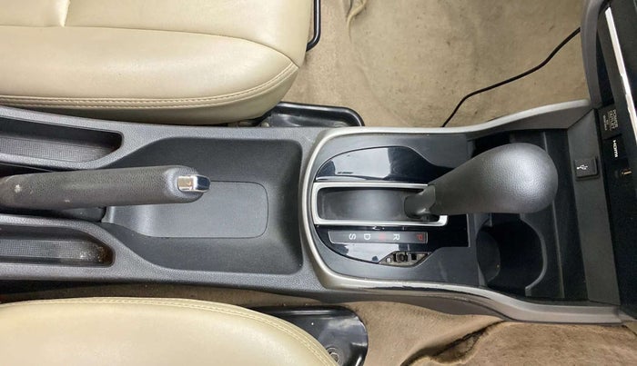 2017 Honda City 1.5L I-VTE V CVT, Petrol, Automatic, 78,038 km, Gear Lever