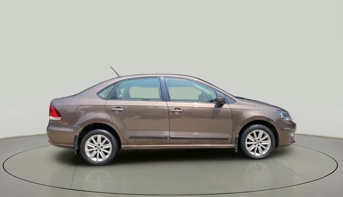 2016 Volkswagen Vento HIGHLINE PETROL AT, Petrol, Automatic, 98,748 km, Right Side