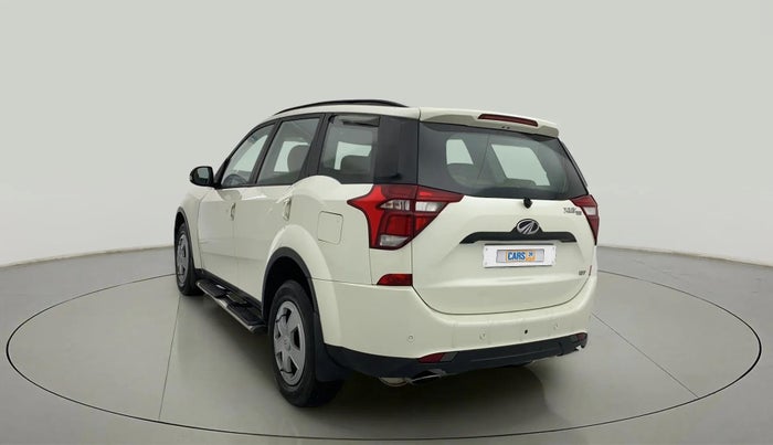 2019 Mahindra XUV500 W7, Diesel, Manual, 88,643 km, Left Back Diagonal