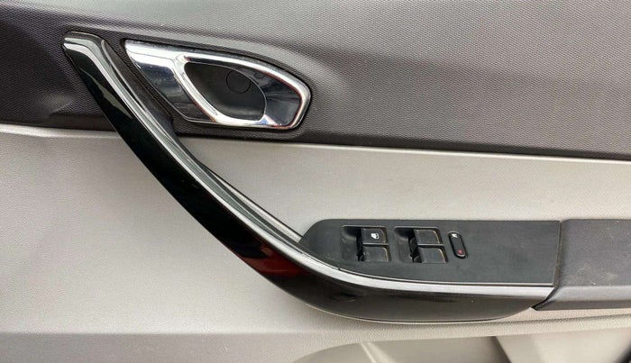 2020 Tata Tiago XZ PLUS PETROL, Petrol, Manual, 50,148 km, Driver Side Door Panels Control