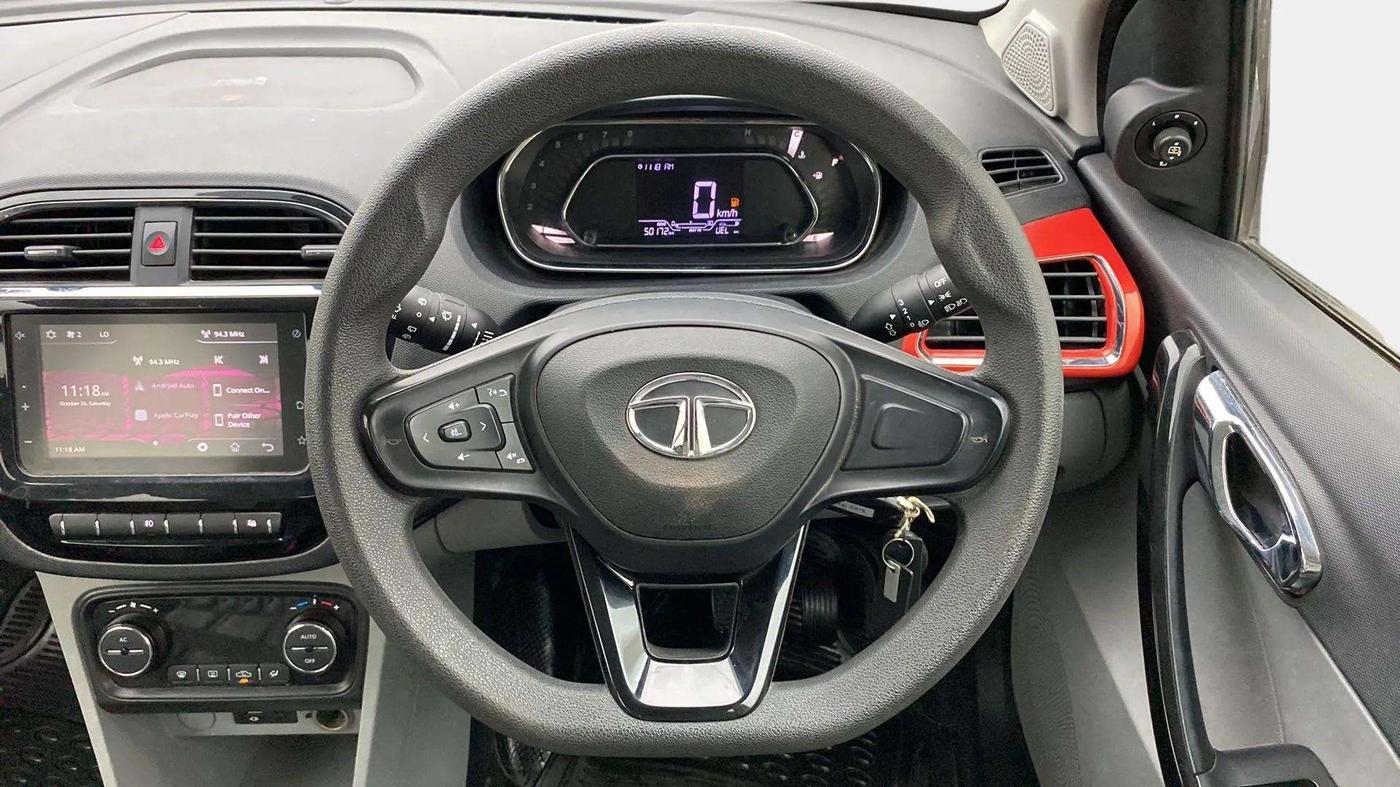 2020 Tata Tiago XZ PLUS PETROL, Petrol, Manual, 50,148 km, Steering Wheel Close Up