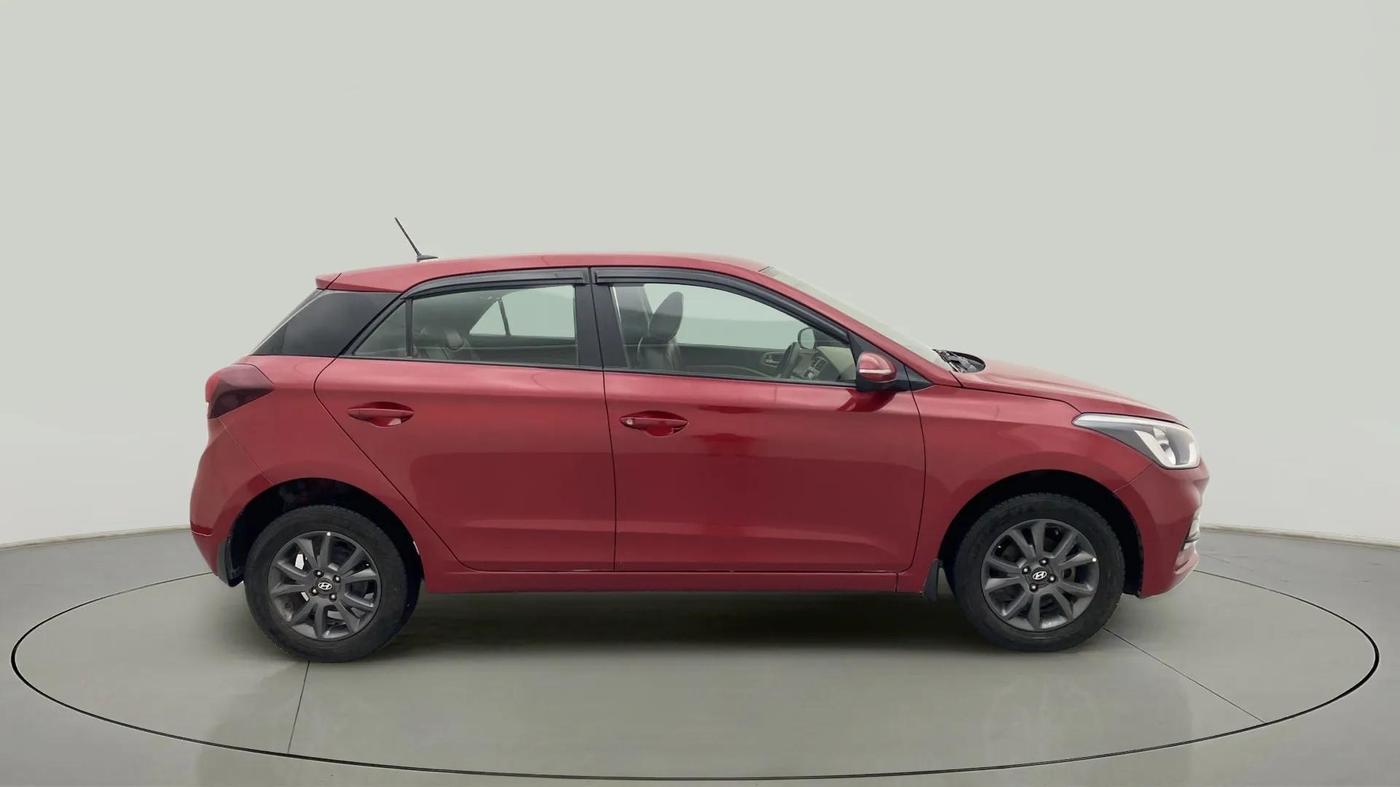 2020 Hyundai Elite i20 SPORTZ PLUS 1.2, Petrol, Manual, 29,957 km, Right Side View