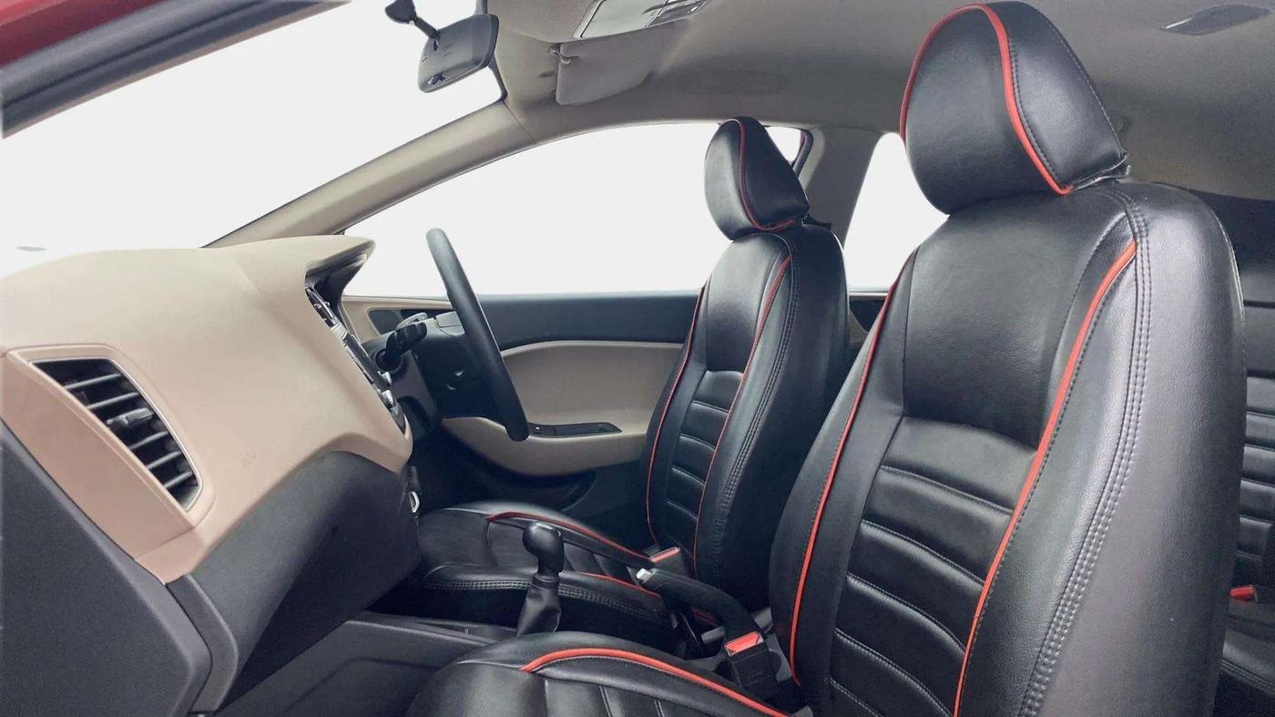 2020 Hyundai Elite i20 SPORTZ PLUS 1.2, Petrol, Manual, 29,957 km, Right Side Front Door Cabin