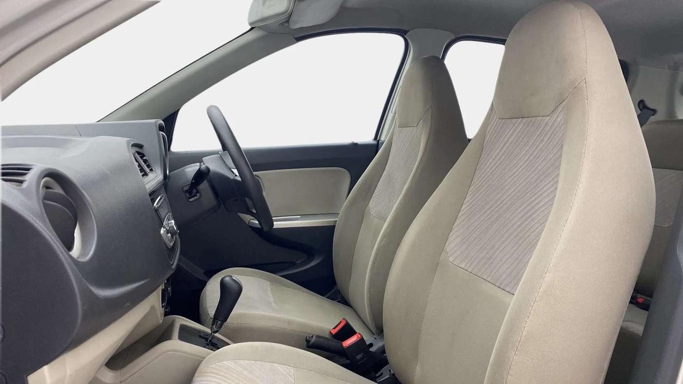2017 Maruti Alto K10 VXI (O) AMT, Petrol, Automatic, 16,901 km, Right Side Front Door Cabin