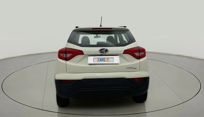 2021 Mahindra XUV300 W6 1.5 DIESEL, Diesel, Manual, 31,422 km, Back/Rear