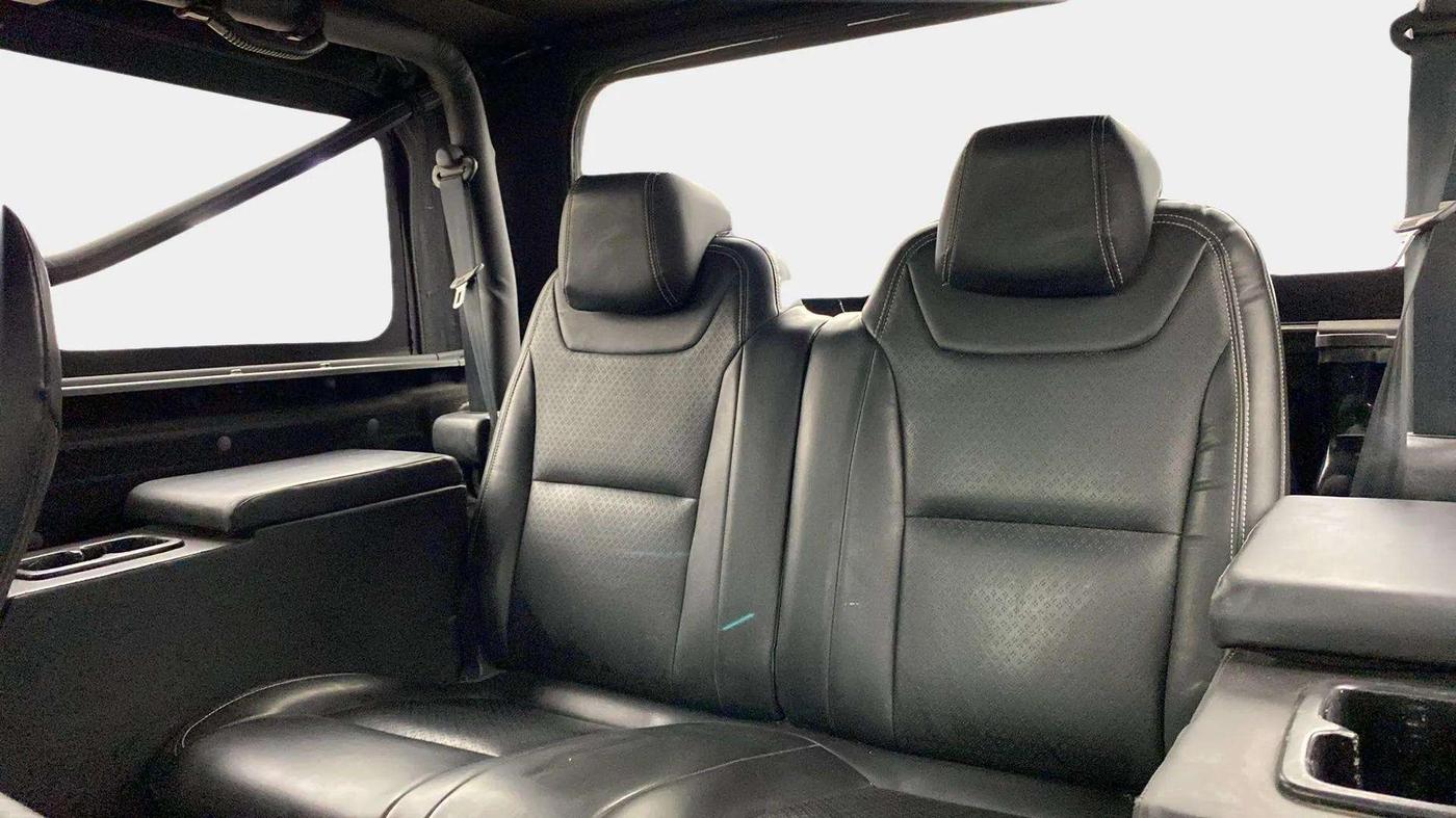 2021 Mahindra Thar LX  P 4WD AT CONVERTIBLE, Petrol, Automatic, 50,577 km, Right Side Rear Door Cabin