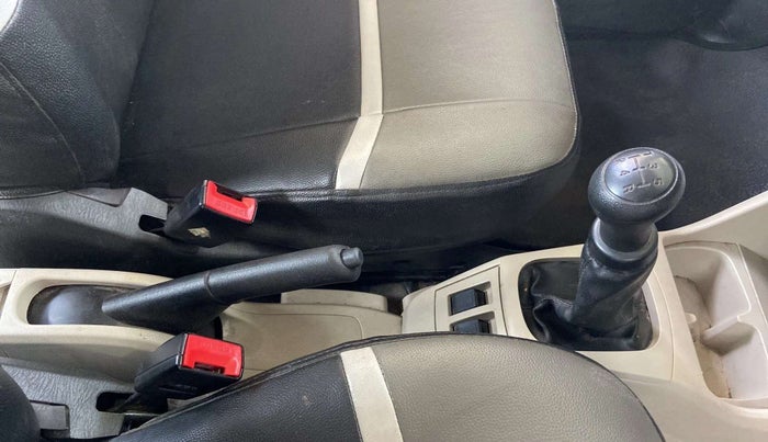 2020 Maruti Alto LXI, CNG, Manual, 18,864 km, Gear Lever