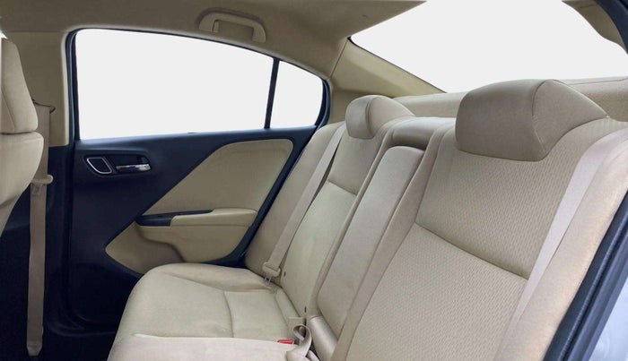 2017 Honda City 1.5L I-VTEC V MT, Petrol, Manual, 24,418 km, Right Side Rear Door Cabin