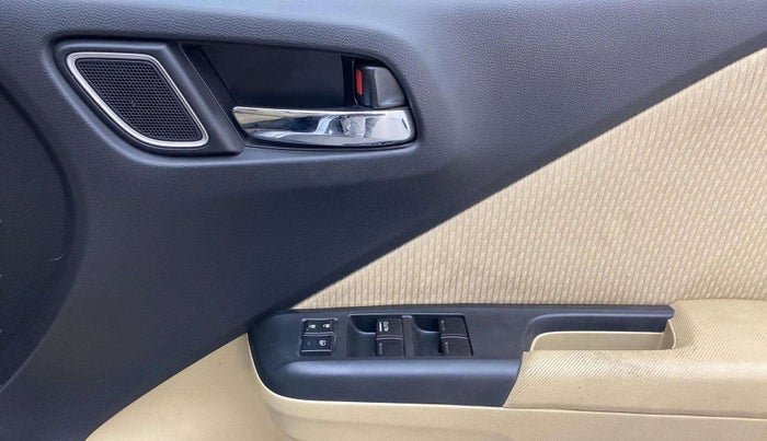 2017 Honda City 1.5L I-VTEC V MT, Petrol, Manual, 24,418 km, Driver Side Door Panels Control