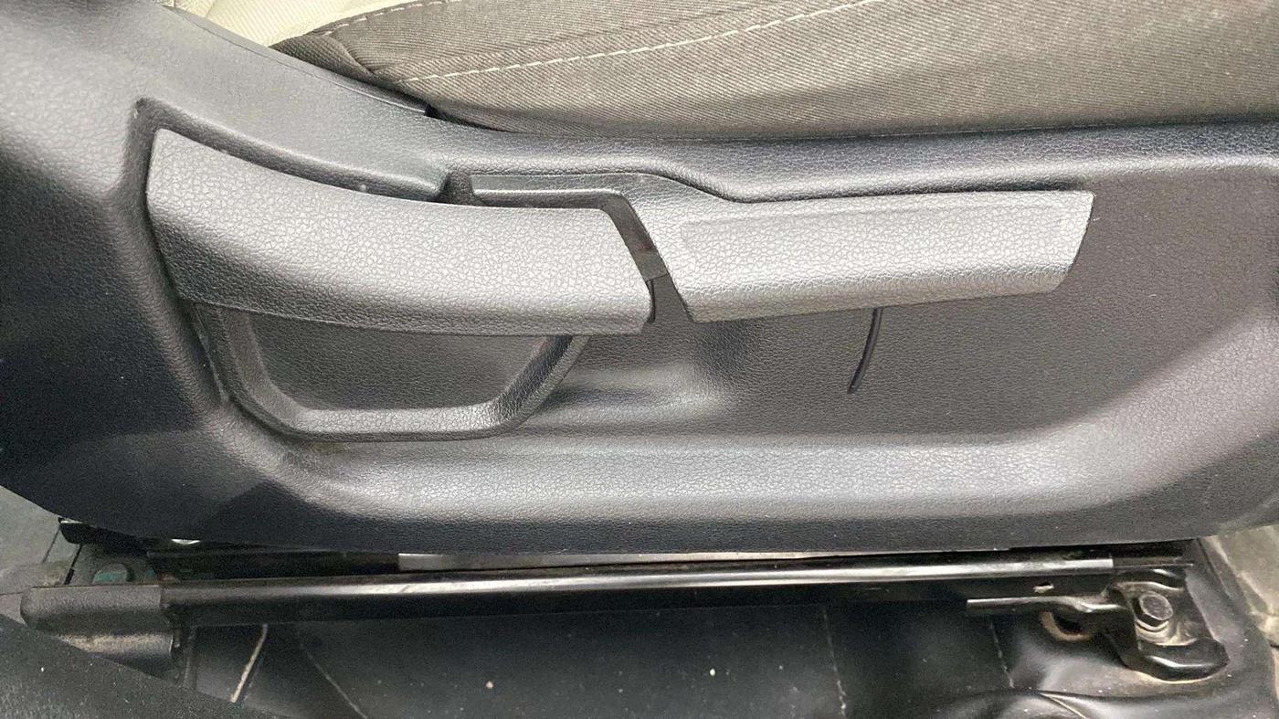 2023 Hyundai Creta SX EXECUTIVE 1.5 PETROL, Petrol, Manual, 21,425 km, Driver Side Adjustment Panel