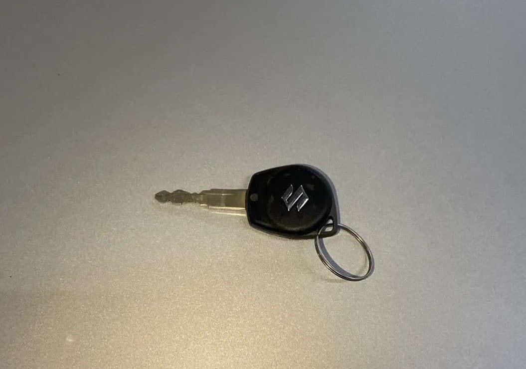 2020 Maruti Dzire VXI, Petrol, Manual, 64,996 km, Key Close Up