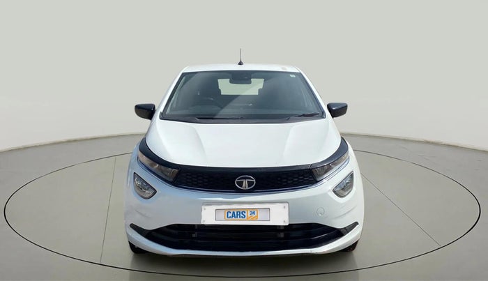 2020 Tata ALTROZ XZ PETROL, Petrol, Manual, 27,240 km, Front