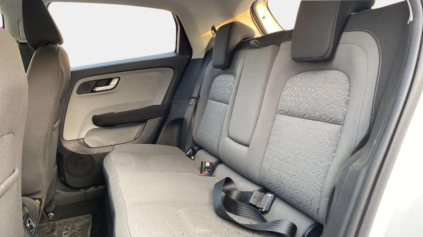 2020 Tata ALTROZ XZ PETROL, CNG, Manual, 27,240 km, Right Side Rear Door Cabin