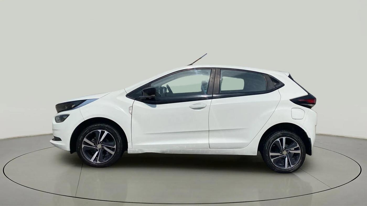 2020 Tata ALTROZ XZ PETROL, CNG, Manual, 27,240 km, Left Side