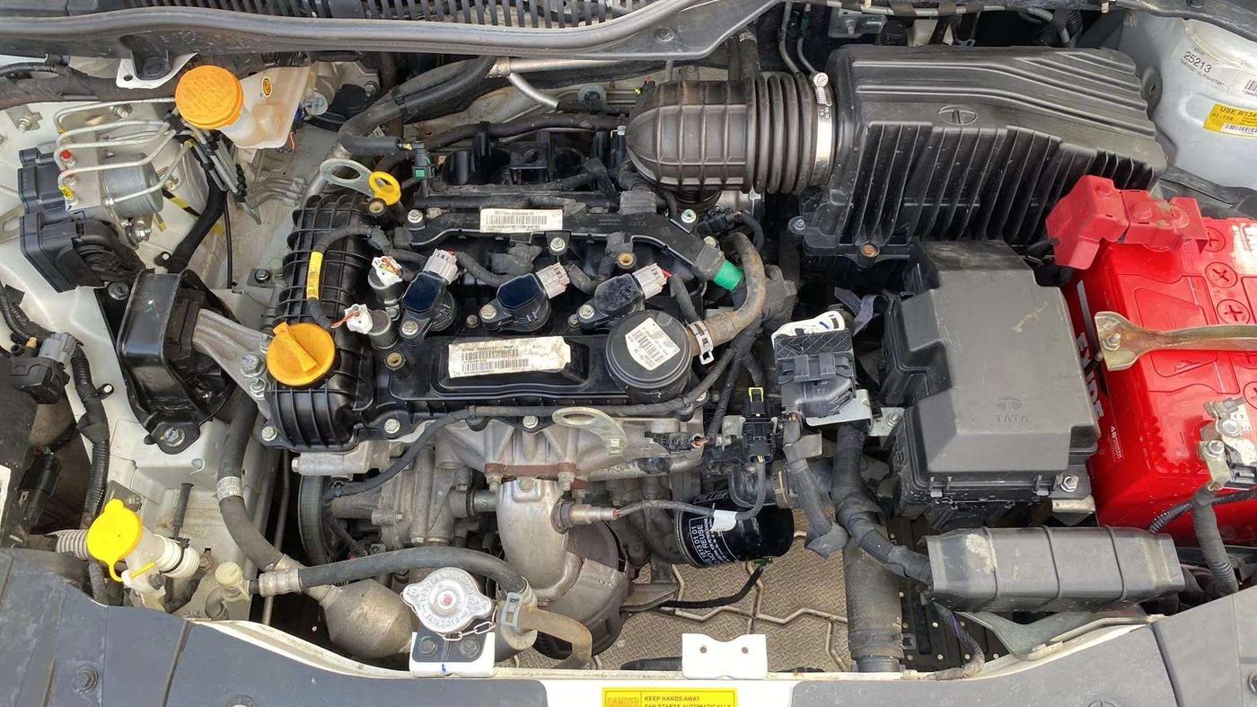 2020 Tata ALTROZ XZ PETROL, CNG, Manual, 27,240 km, Open Bonet