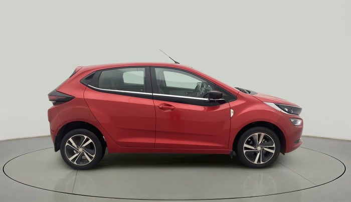 2022 Tata ALTROZ XZA, Petrol, Automatic, 9,080 km, Right Side View