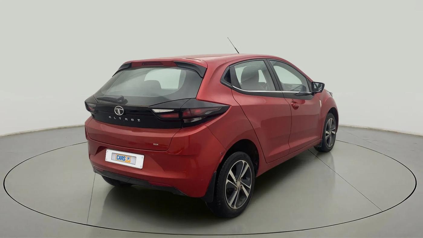 2022 Tata ALTROZ XZA, Petrol, Automatic, 9,080 km, Right Back Diagonal