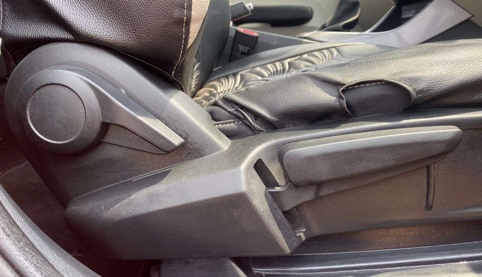 2022 Tata ALTROZ XZA, Petrol, Automatic, 9,080 km, Driver Side Adjustment Panel