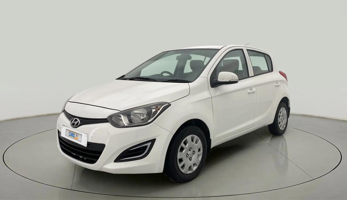 2014 Hyundai i20 MAGNA (O) 1.2, Petrol, Manual, 44,267 km, Left Front Diagonal