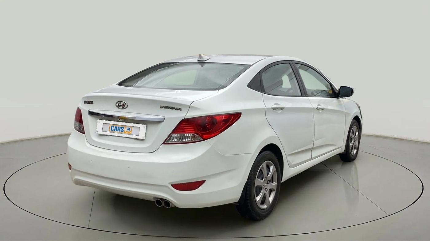 2013 Hyundai Verna FLUIDIC 1.6 VTVT EX, Petrol, Manual, 66,281 km, Right Back Diagonal