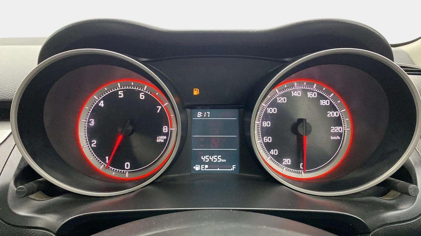 2019 Maruti Swift VXI, Petrol, Manual, 45,453 km, Odometer Image