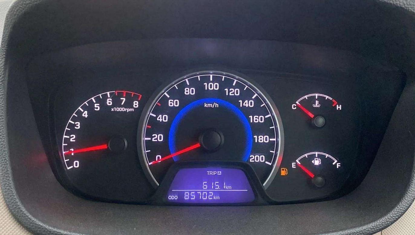 2013 Hyundai Grand i10 SPORTZ 1.2 KAPPA VTVT, Petrol, Manual, 85,695 km, Odometer Image