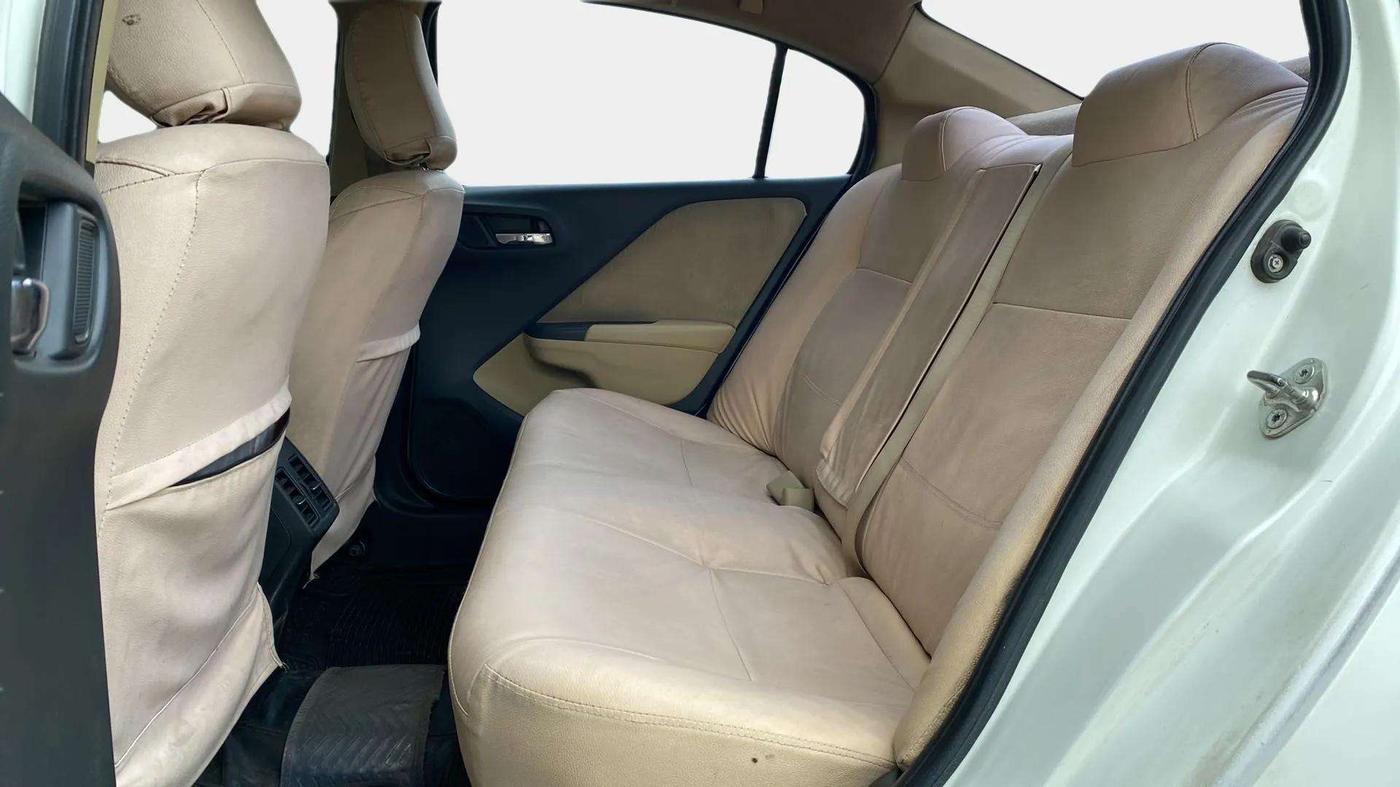 2018 Honda City 1.5L I-DTEC SV, Diesel, Manual, 80,664 km, Right Side Rear Door Cabin