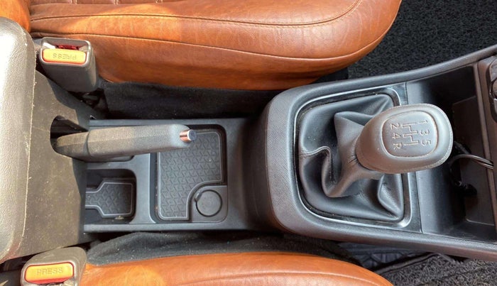 2022 Tata PUNCH PURE MT, Petrol, Manual, 45,440 km, Gear Lever