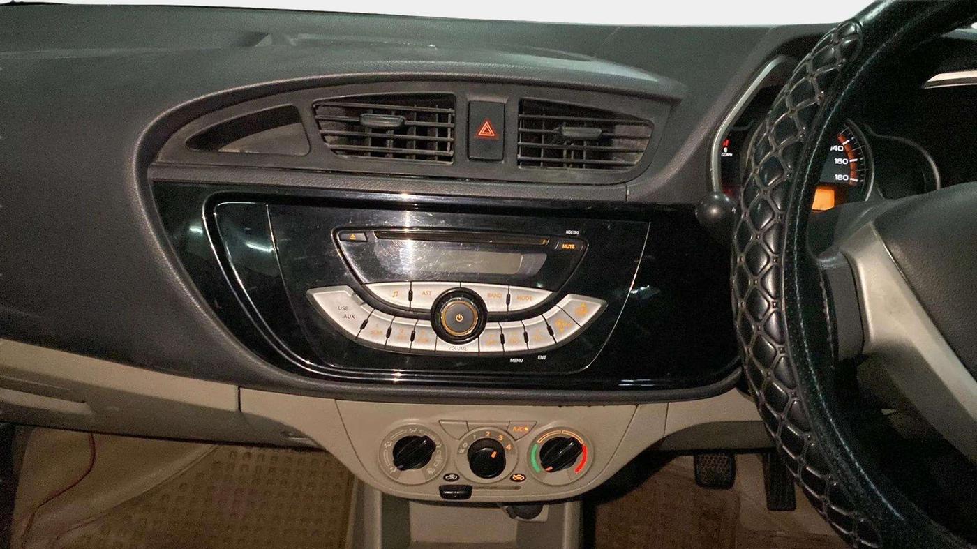 2017 Maruti Alto K10 VXI, CNG, Manual, 46,993 km, Air Conditioner