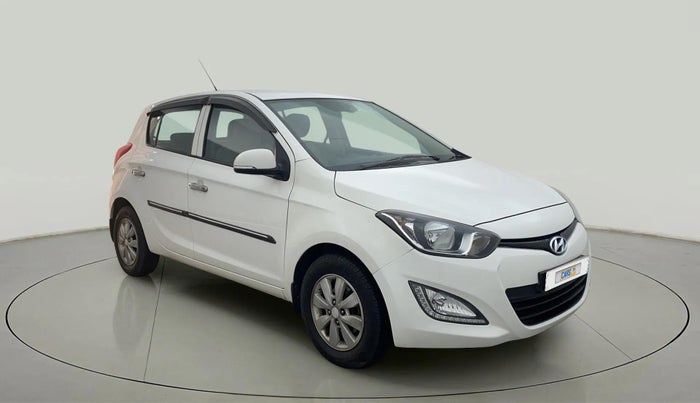 2013 Hyundai i20 SPORTZ 1.2, Petrol, Manual, 44,445 km, Right Front Diagonal