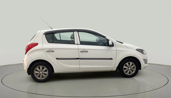 2013 Hyundai i20 SPORTZ 1.2, Petrol, Manual, 44,445 km, Right Side