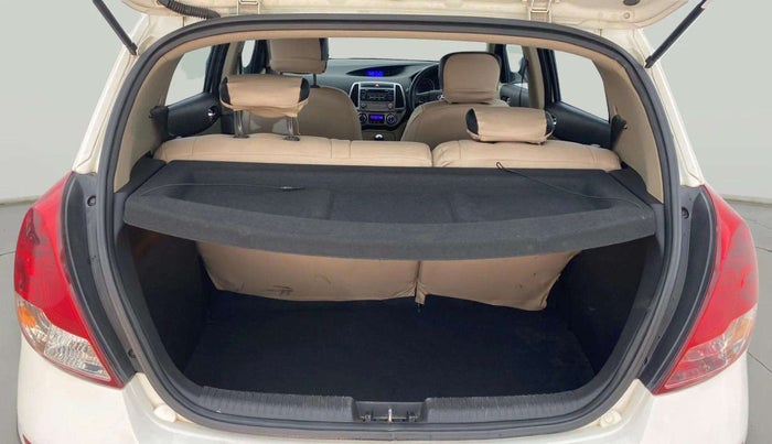 2013 Hyundai i20 SPORTZ 1.2, Petrol, Manual, 44,445 km, Boot Inside