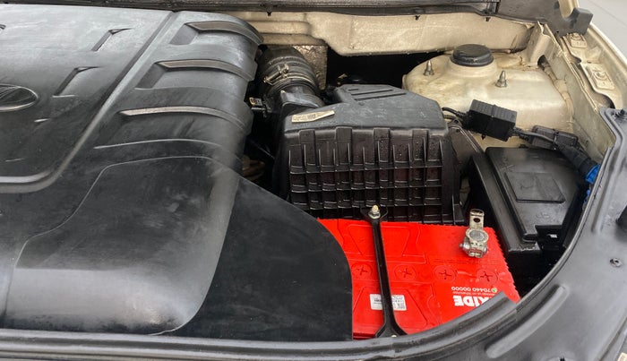 2018 Mahindra XUV500 W9 AT, Diesel, Automatic, 99,055 km, Engine View - Left