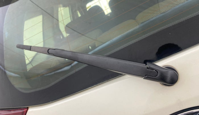 2018 Mahindra XUV500 W9 AT, Diesel, Automatic, 99,055 km, Rear Wiper