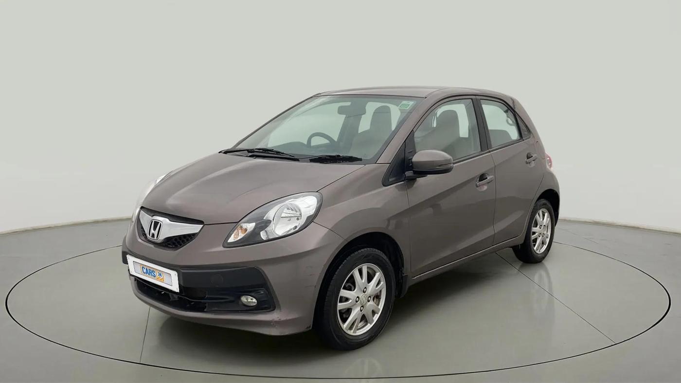 2015 Honda Brio VX AT, Petrol, Automatic, 61,989 km, Left Front Diagonal