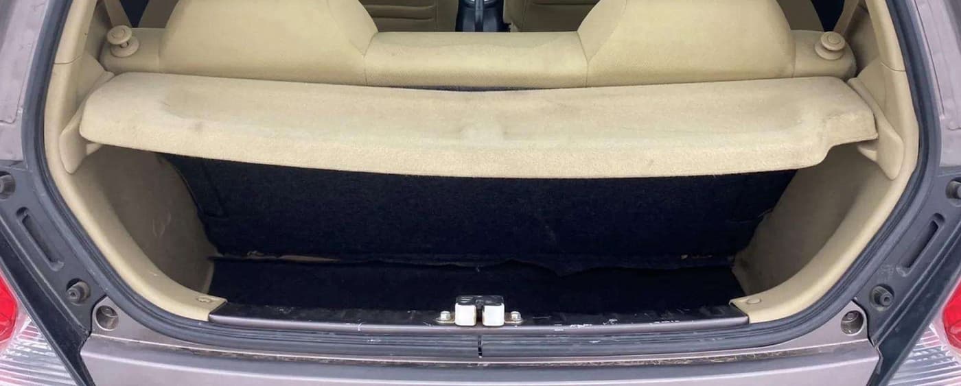 2015 Honda Brio VX AT, Petrol, Automatic, 61,989 km, Boot Inside