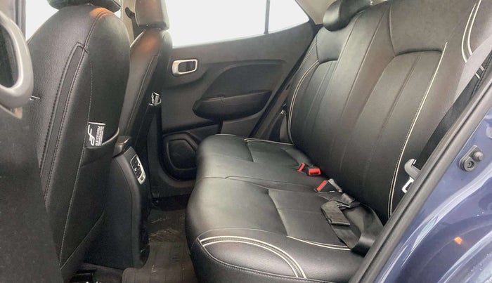 2020 Hyundai VENUE SX PLUS 1.0 TURBO DCT, Petrol, Automatic, 17,998 km, Right Side Rear Door Cabin