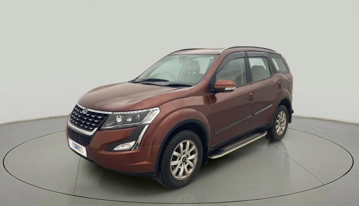 2019 Mahindra XUV500 W9, Diesel, Manual, 38,734 km, Left Front Diagonal