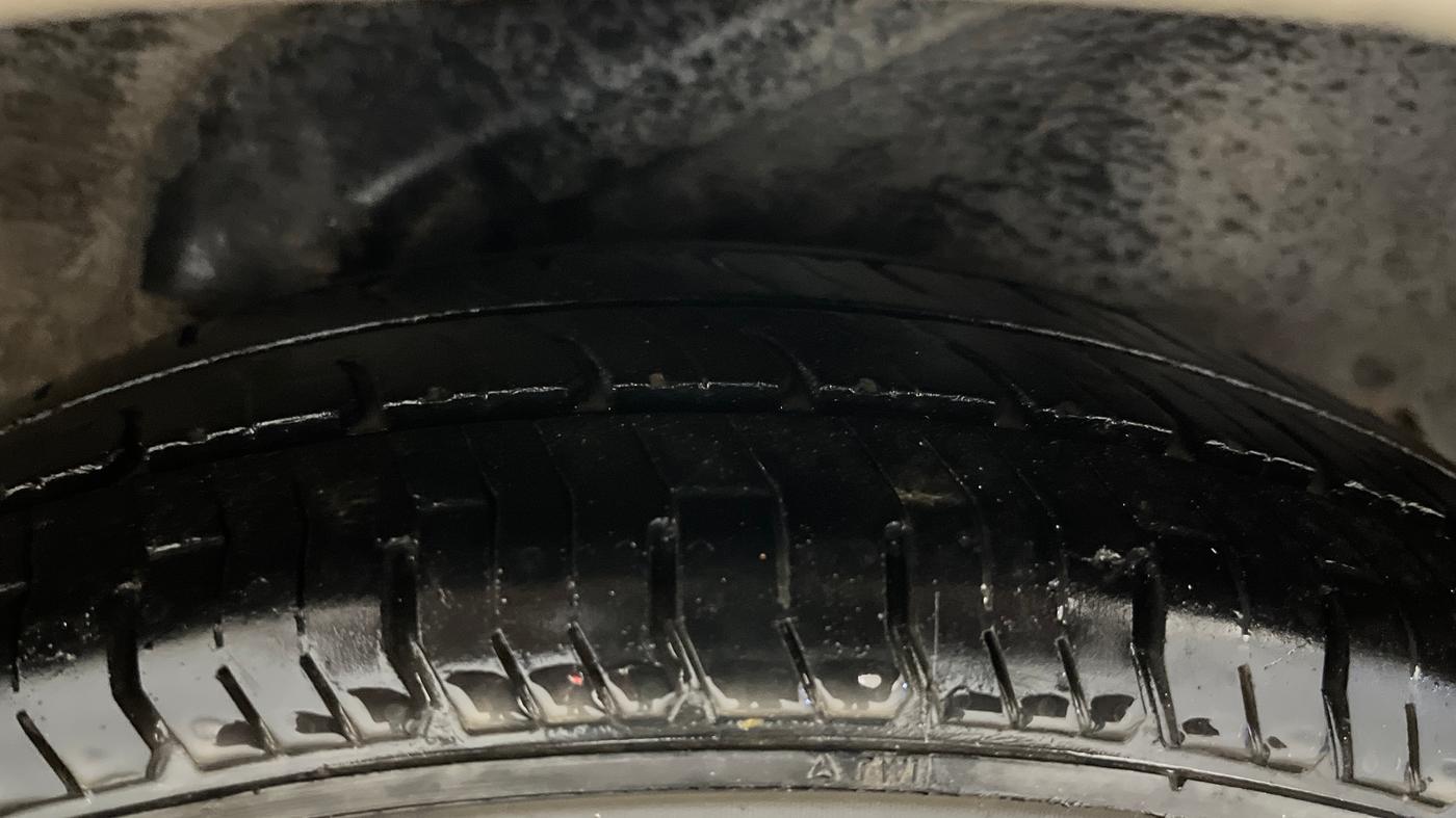 2014 Hyundai i10 SPORTZ 1.1, Petrol, Manual, 68,172 km, Left Rear Tyre Tread