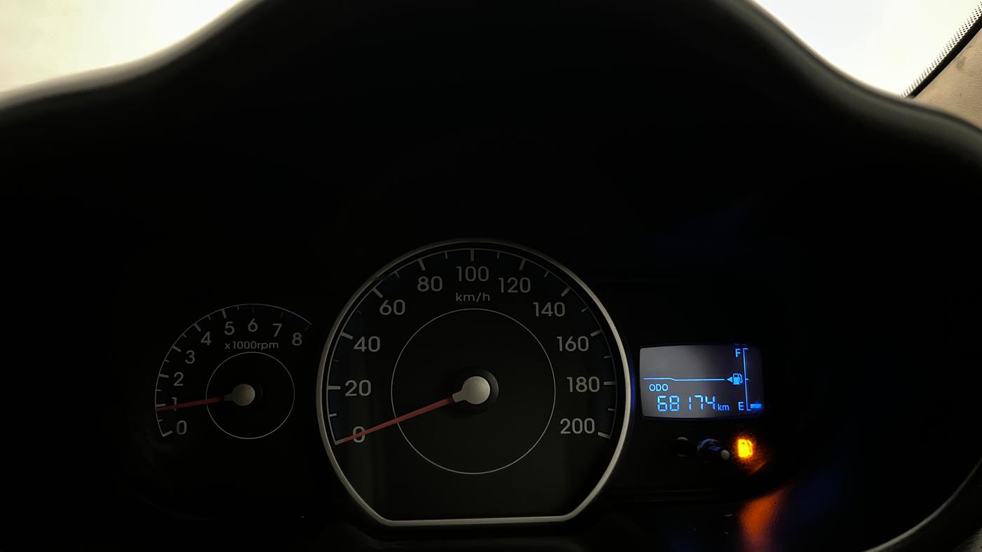 2014 Hyundai i10 SPORTZ 1.1, Petrol, Manual, 68,172 km, Odometer Image