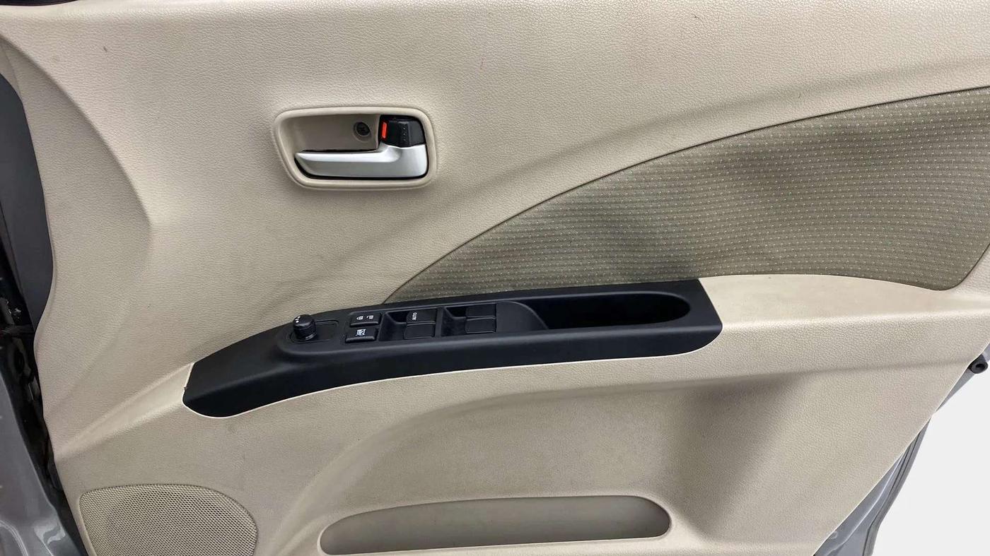 2019 Maruti Celerio ZXI, Petrol, Manual, 12,390 km, Driver Side Door Panels Control