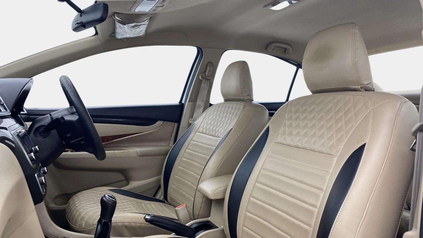 2018 Maruti Ciaz DELTA DIESEL 1.3, Diesel, Manual, 77,452 km, Right Side Front Door Cabin