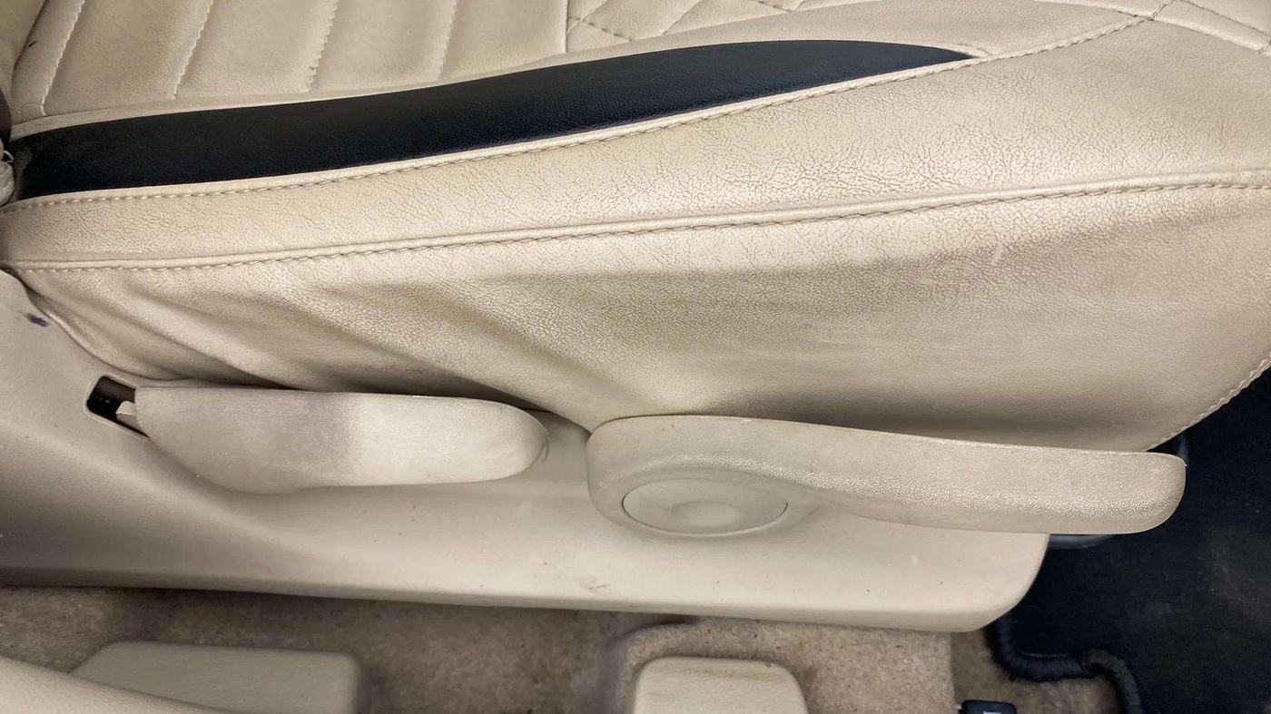 2018 Maruti Ciaz DELTA DIESEL 1.3, Diesel, Manual, 77,452 km, Driver Side Adjustment Panel