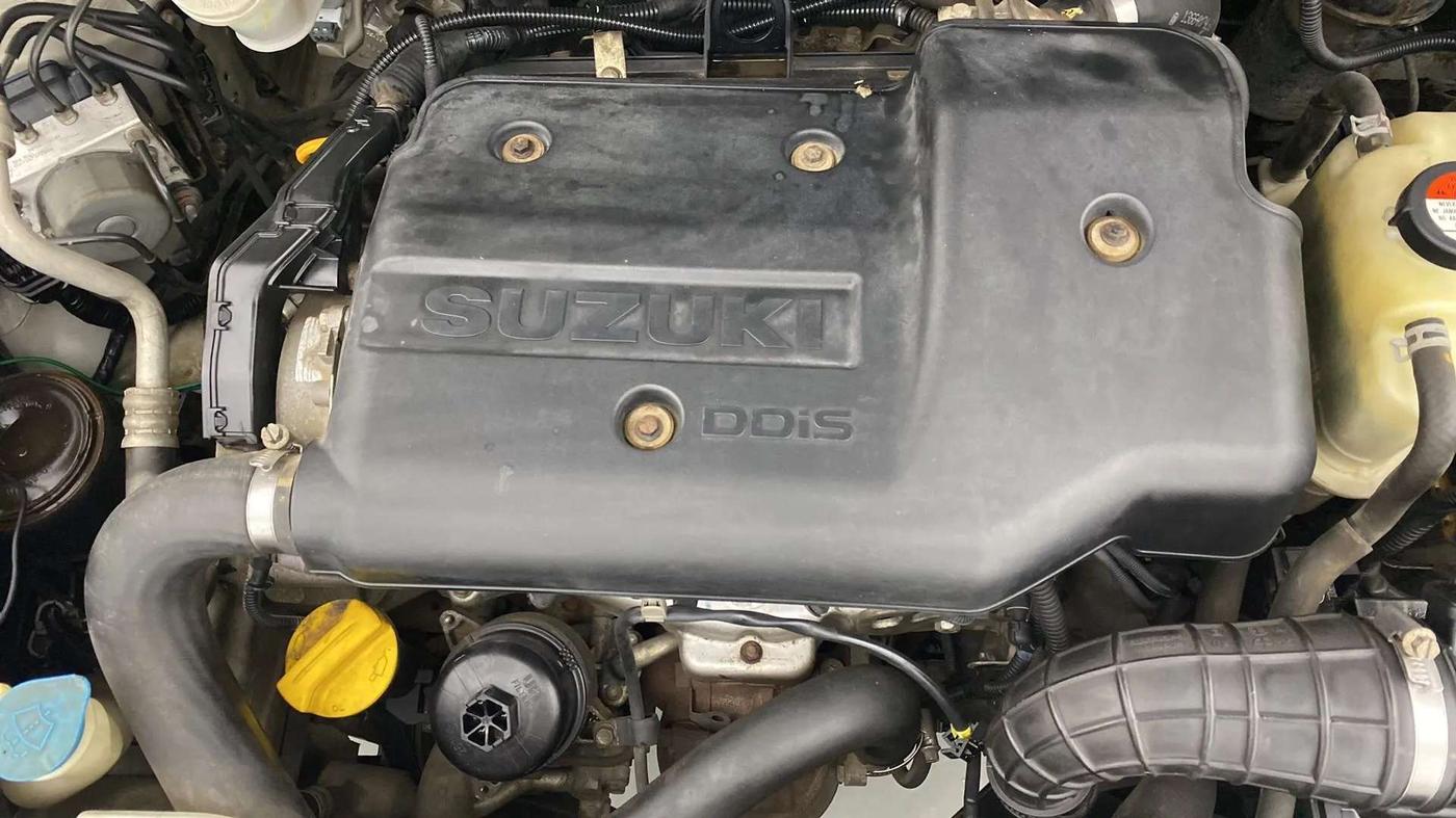 2015 Maruti Swift Dzire VDI, Diesel, Manual, 99,695 km, Open Bonet