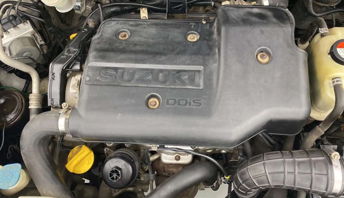 2015 Maruti Swift Dzire VDI, Diesel, Manual, 99,695 km, Open Bonet
