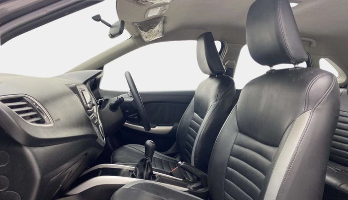 2016 Maruti Baleno DELTA PETROL 1.2, Petrol, Manual, 70,401 km, Right Side Front Door Cabin