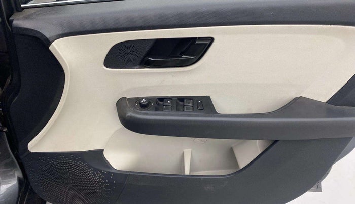 2021 Tata ALTROZ XT PETROL, Petrol, Manual, 30,516 km, Driver Side Door Panels Control