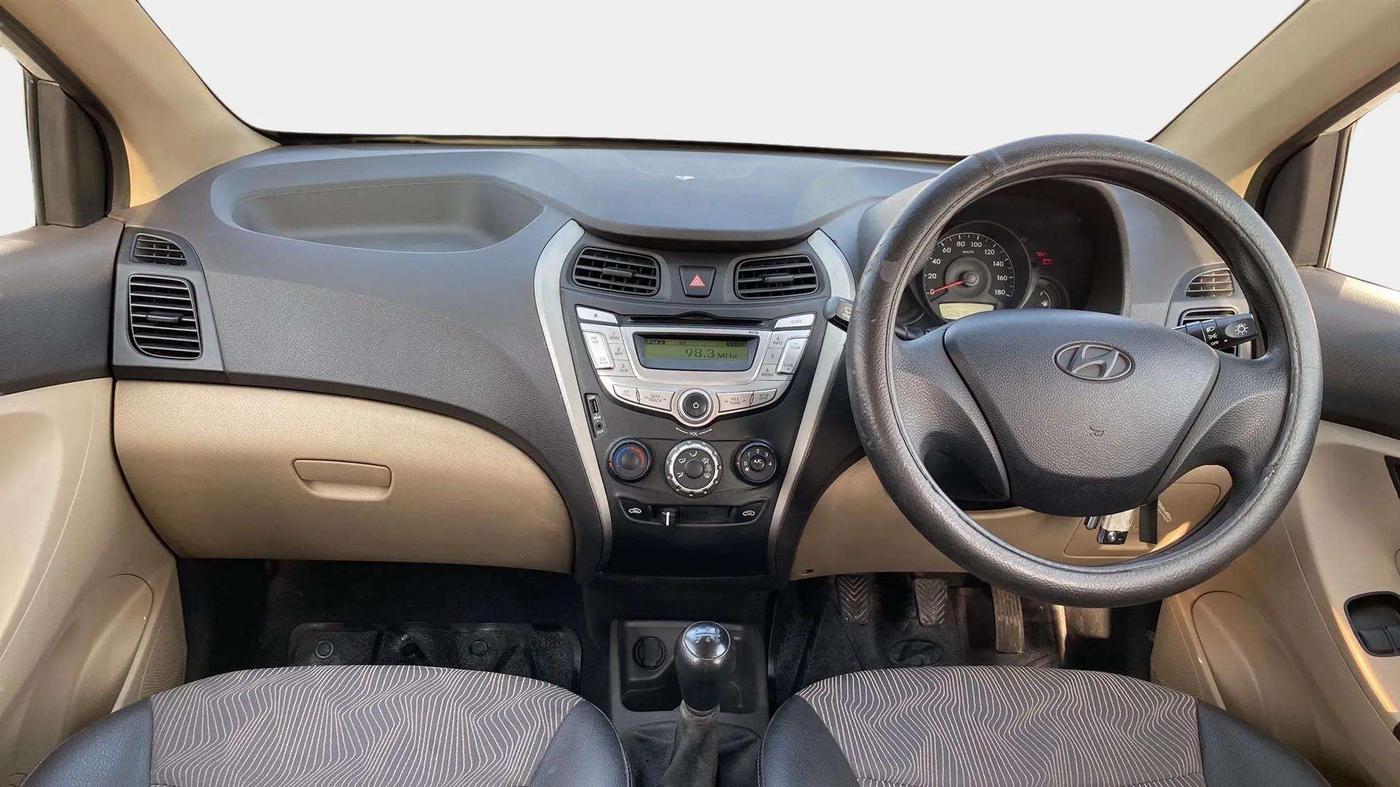 2013 Hyundai Eon ERA +, Petrol, Manual, 61,185 km, Dashboard