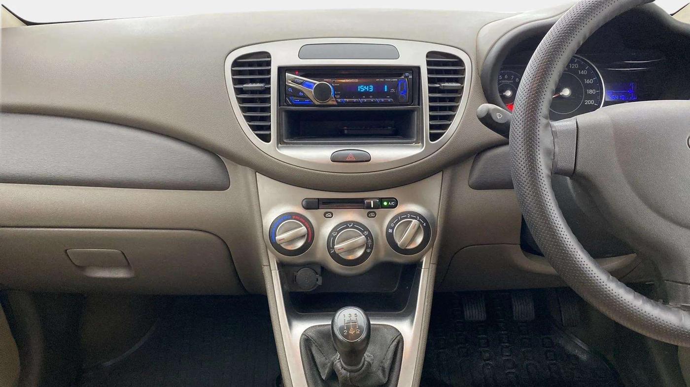 2013 Hyundai i10 MAGNA 1.1, Petrol, Manual, 46,490 km, Air Conditioner